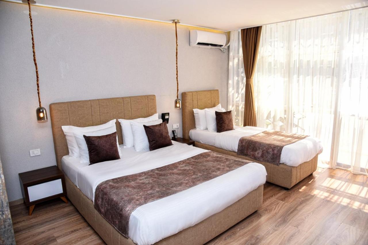 Hotel Driada Gjakova Exterior foto
